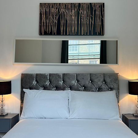 One Bedroom Apartment In Holborn ลอนดอน ภายนอก รูปภาพ
